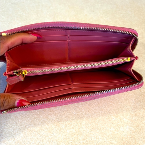 MIU MIU Pink Croc Embossed Leather Long Wallet, Authentic GUC - Picture 11 of 12